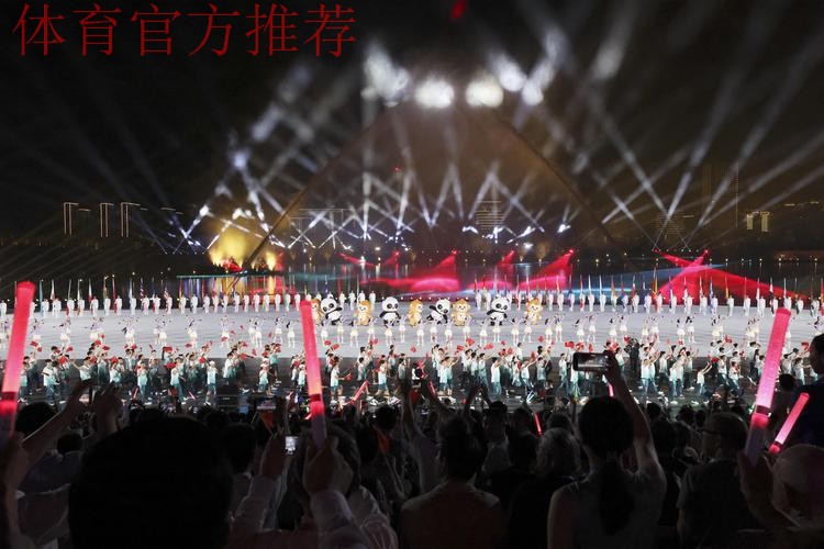 成都全面就绪 盛会大幕开启